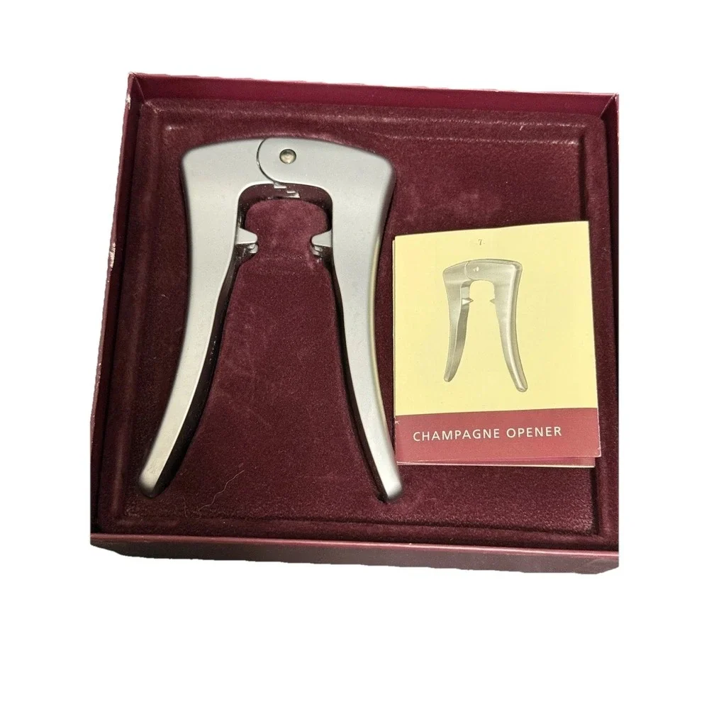 Williams -Sonoma Vigneto Champagne Opener -Only - In original box.